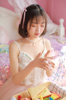 艳妇乳肉豪妇荡乳后续黄蓉